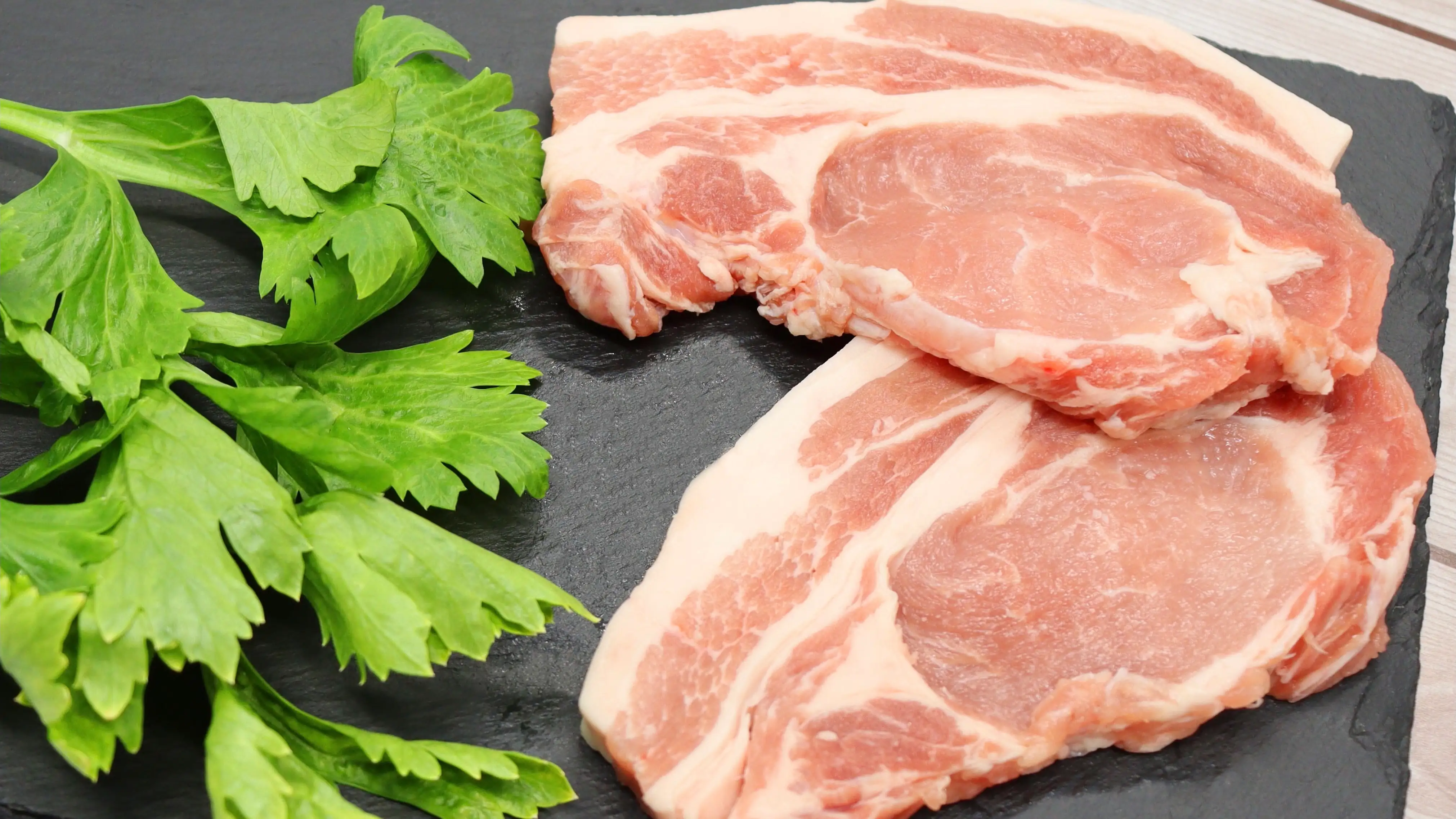 並木精肉店の豚肉